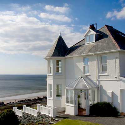 Morwendon House in Barmouth